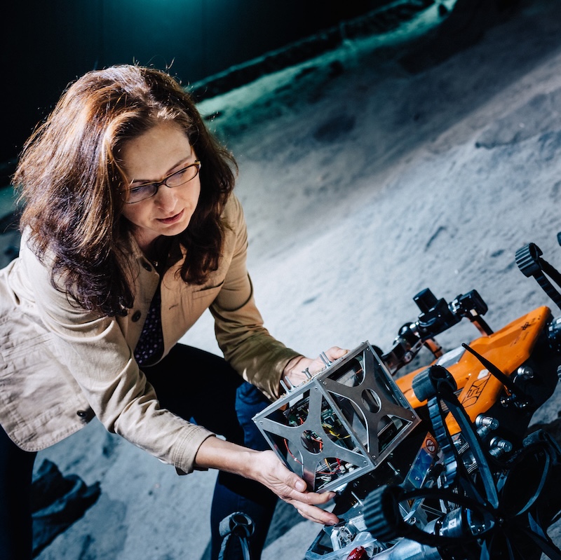 Am Robotics Innovation Center des Deutschen Forschungszentrums für Künstliche Intelligenz (DFKI) in Bremen wird unter anderem an intelligenten Mensch-Maschine-Schnittstellen geforscht