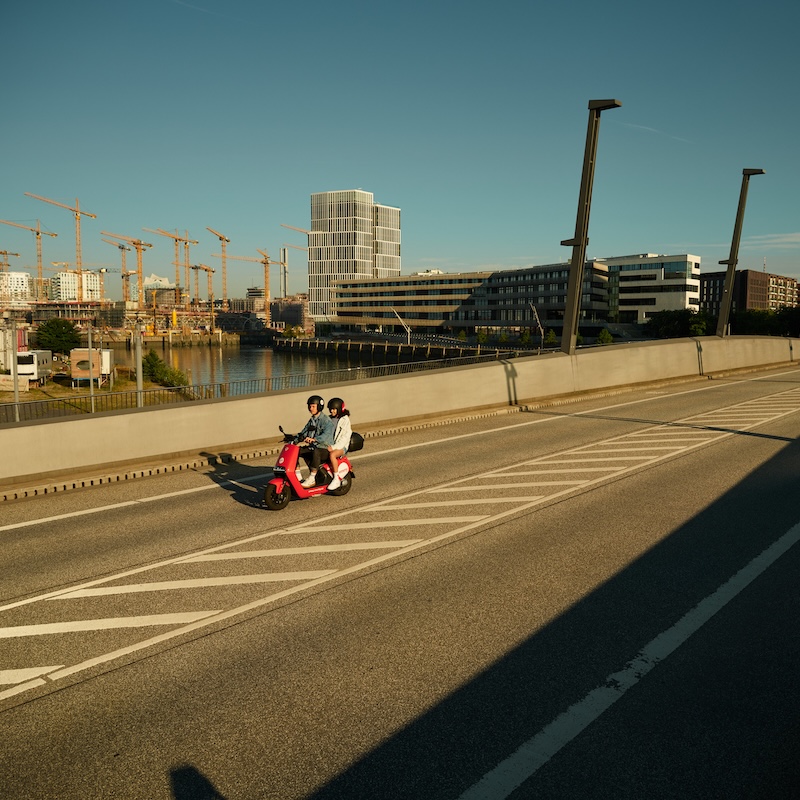 E-Roller in der Hamburger HafenCity