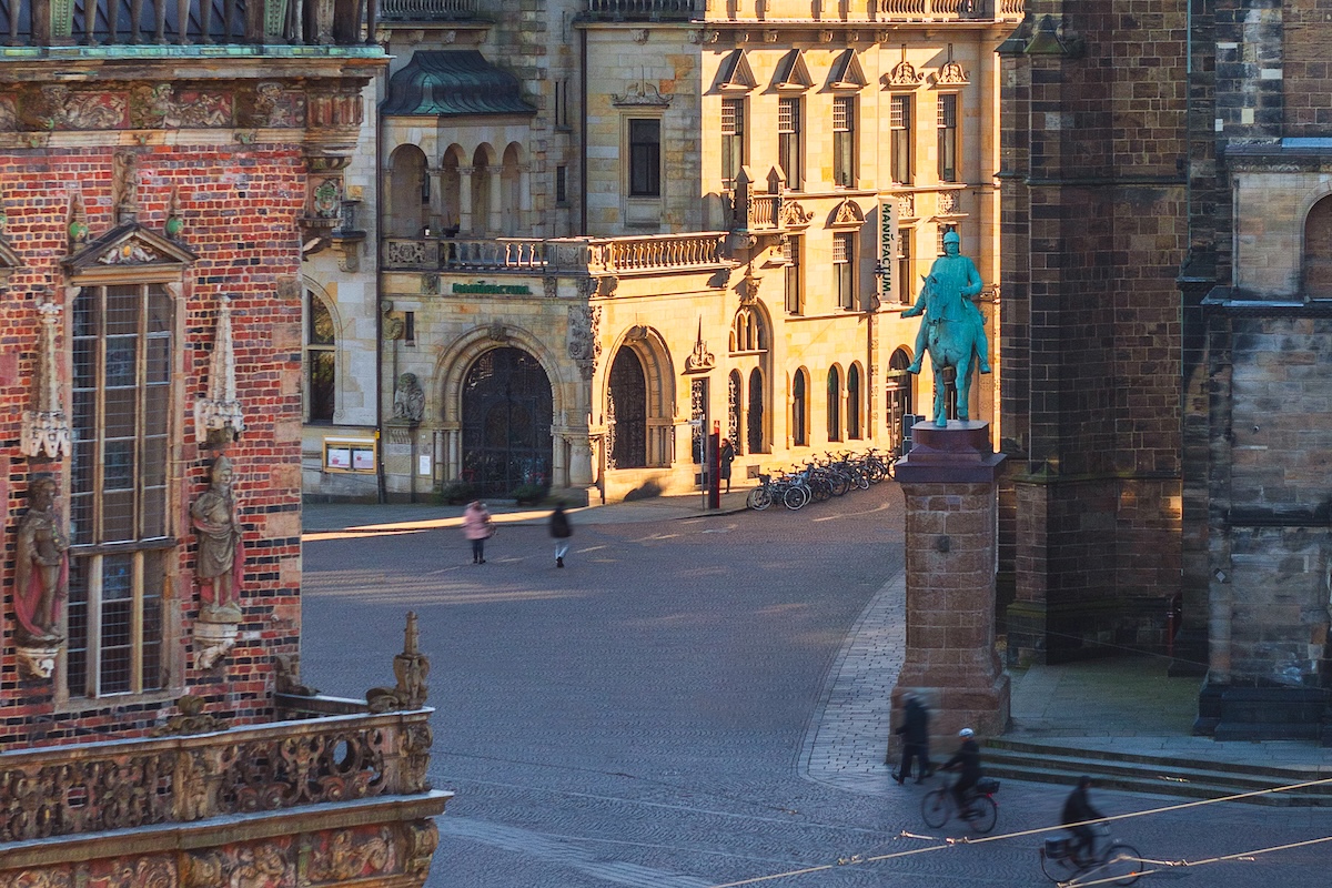 Blick auf den südlichen Eingang zum Domshof.